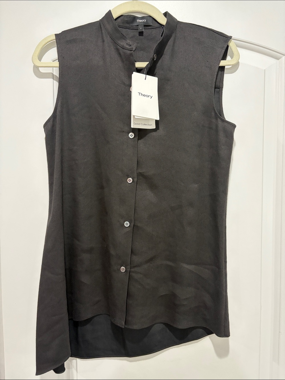 Theory black Sleeveless Mandarin Collar Button-Down Top